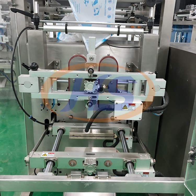 Cashew Nuts Peanut Automatic Packing Machine view 8